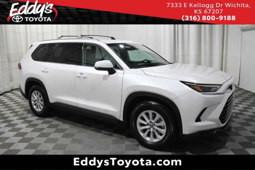 2024 Toyota Highlander Hybrid XLE photo 1