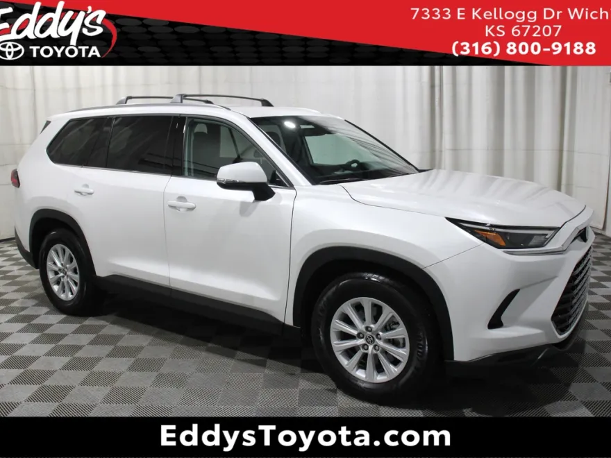 2024 Toyota Highlander Hybrid XLE photo 1