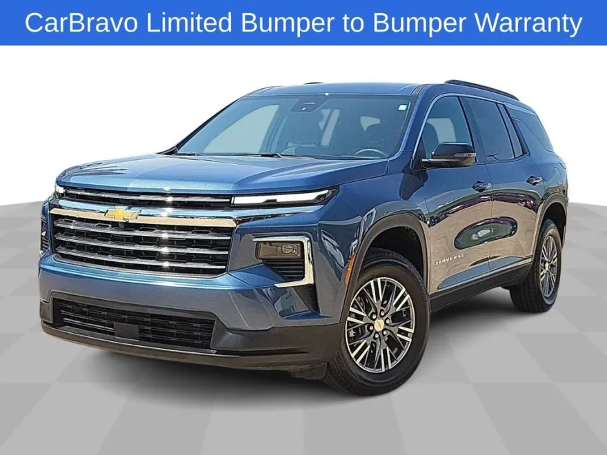 2025 Chevrolet Traverse photo 1