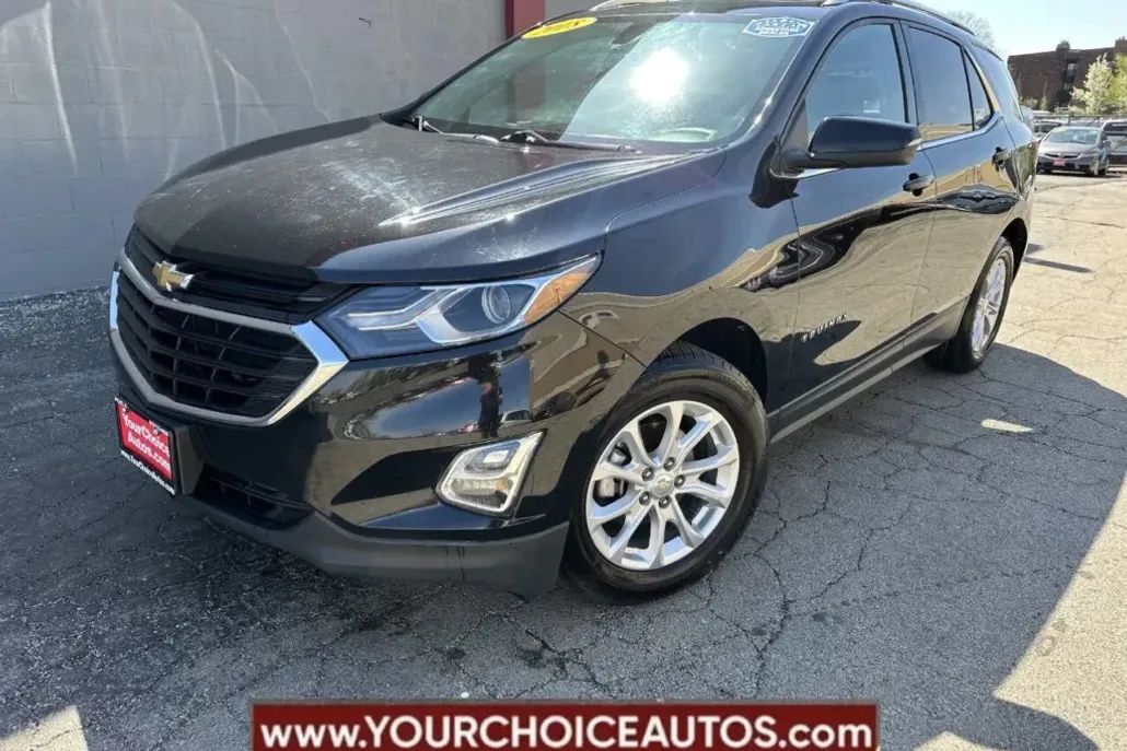2018 Chevrolet Equinox LT photo 1
