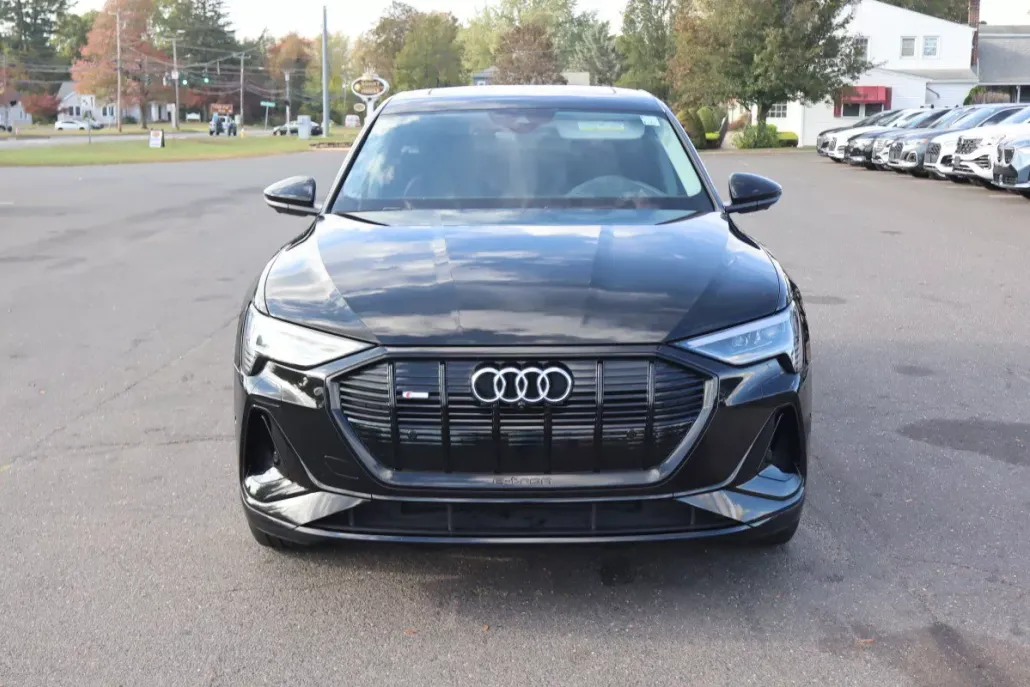 2021 Audi e-tron Sportback Prestige photo 1