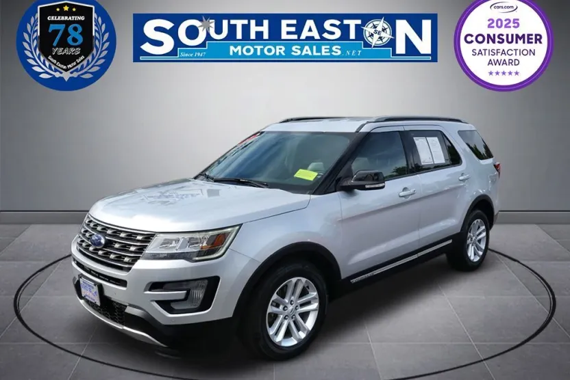 2017 Ford Explorer XLT photo 1