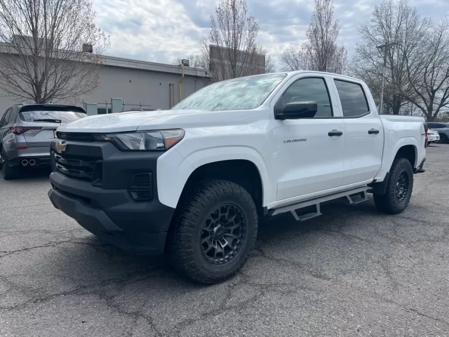 2023 Chevrolet Colorado Work Truck photo 1