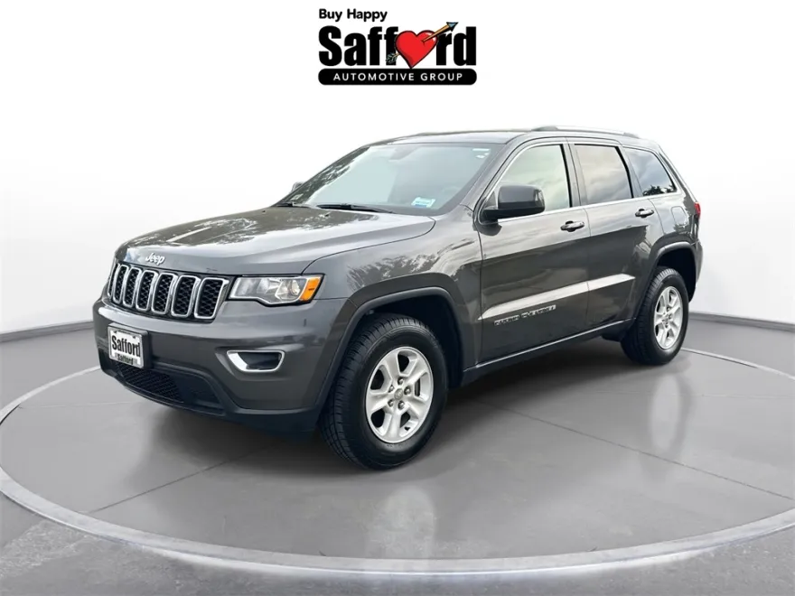 2017 Jeep Grand Cherokee Laredo photo 1