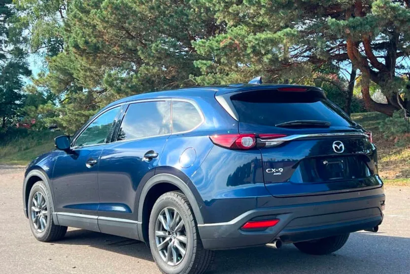 2021 Mazda CX-9 Touring photo 1