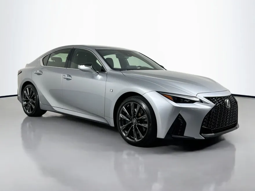 2022 Lexus IS 350 F SPORT photo 1