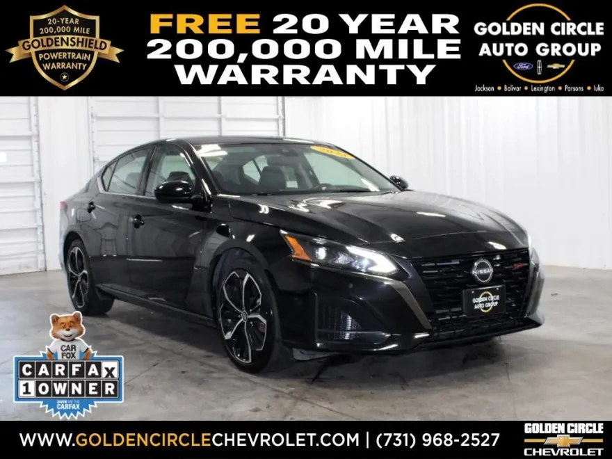 2023 Nissan Altima 2.5 SR photo 1