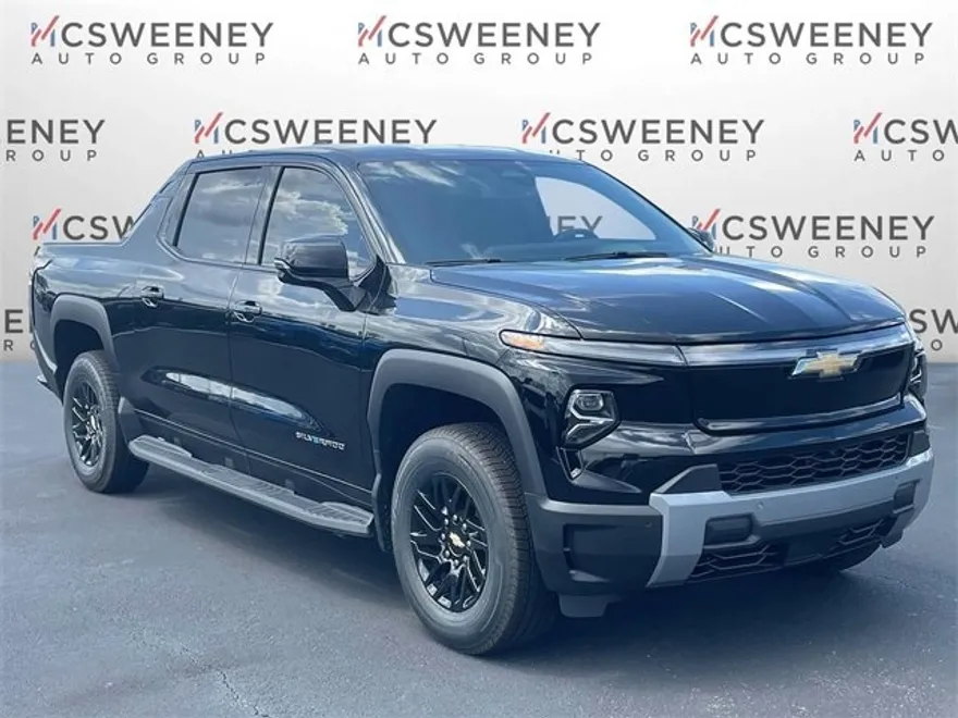 2025 Chevrolet Silverado EV LT photo 1