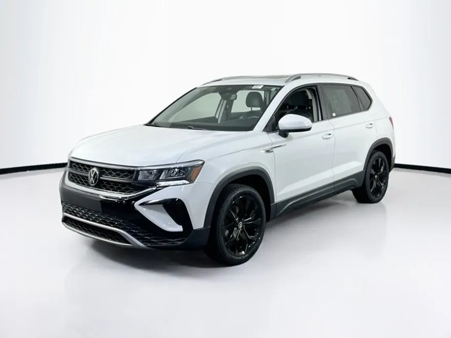 2022 Volkswagen Taos SE photo 1