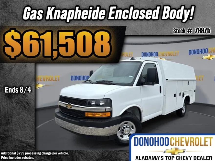 2024 Chevrolet Express Cutaway 3500 photo 1