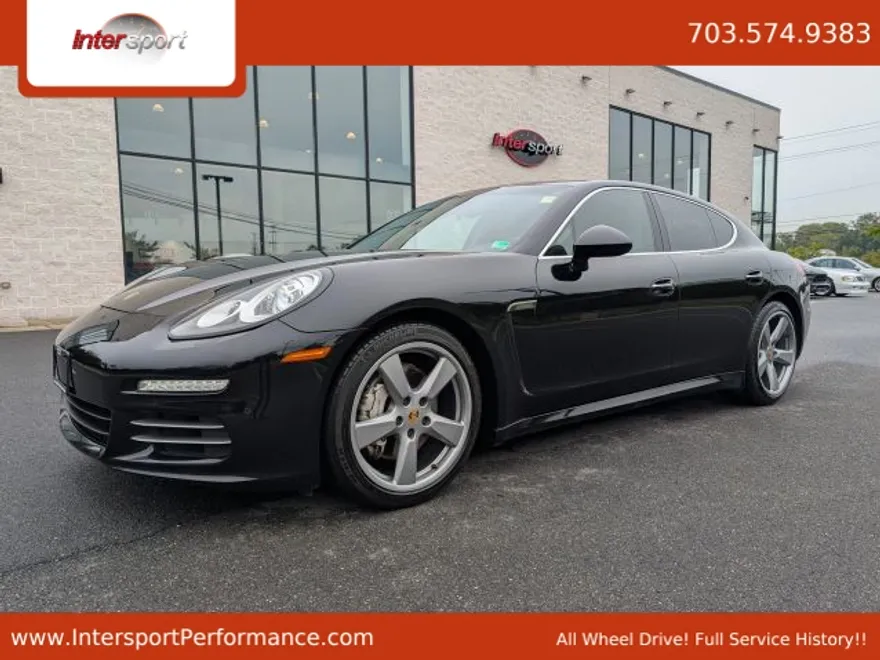 2016 Porsche Panamera 4S photo 1
