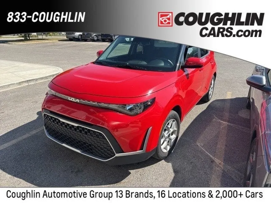 2023 Kia Soul S photo 1