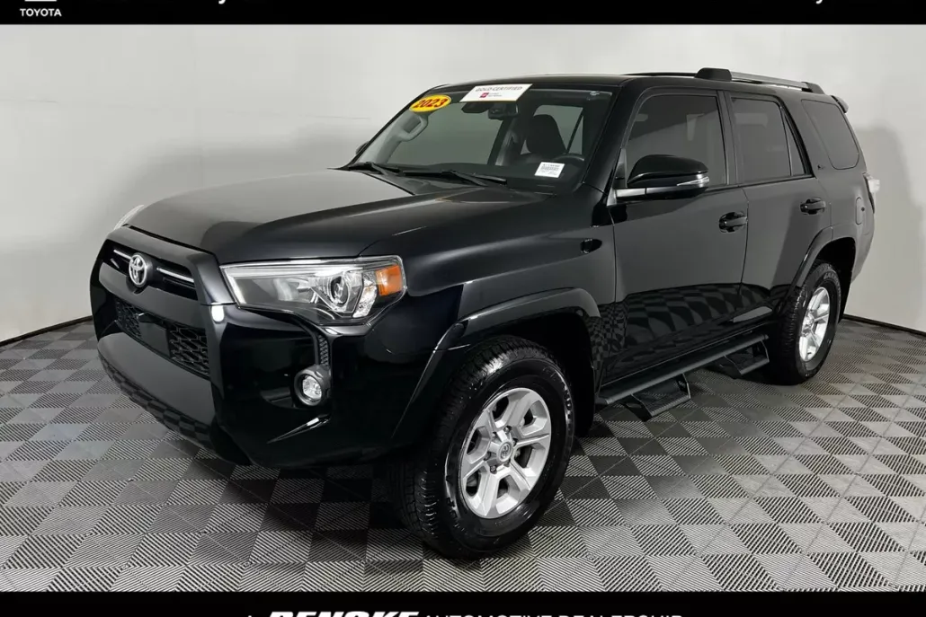 2023 Toyota 4Runner SR5 Premium photo 1