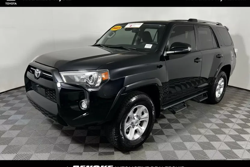2023 Toyota 4Runner SR5 Premium photo 1