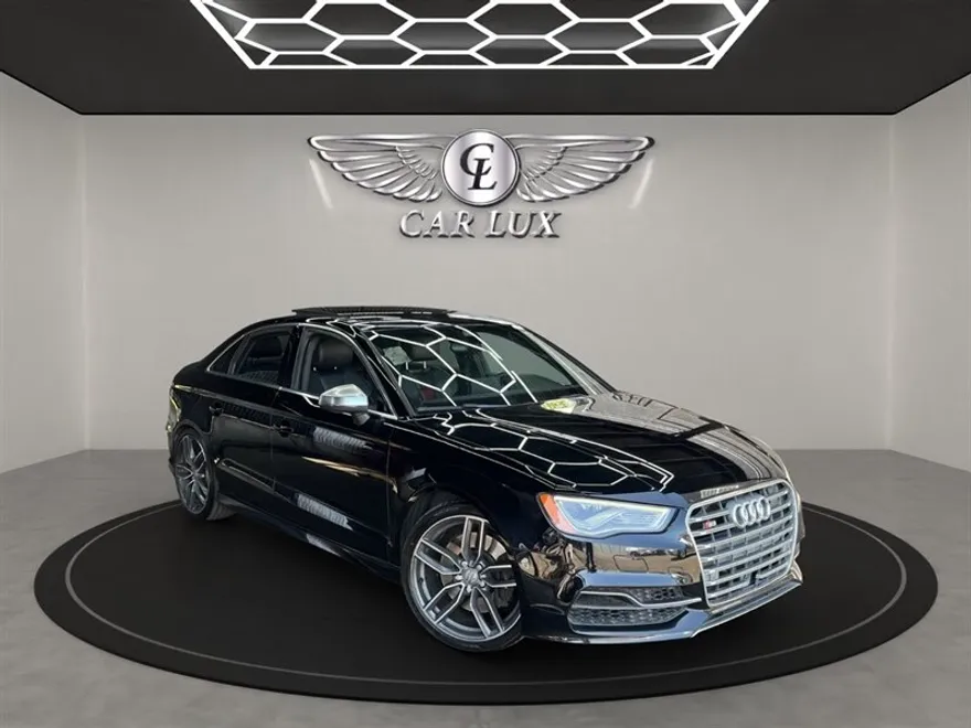 2015 Audi S3 Prestige photo 1