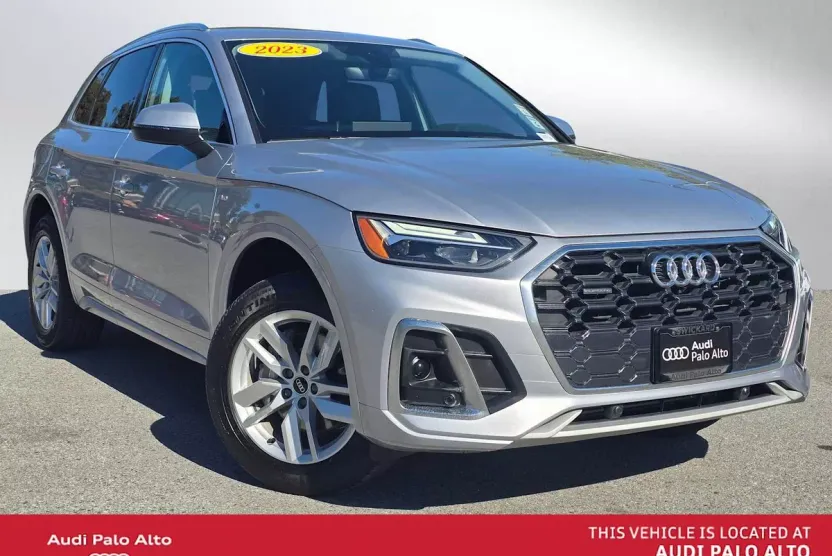 2023 Audi Q5 S line Premium photo 1