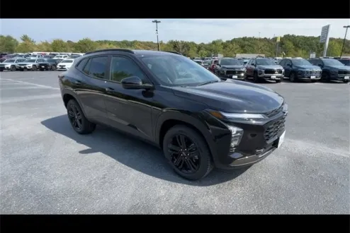 2025 Chevrolet Trax ACTIV photo 1