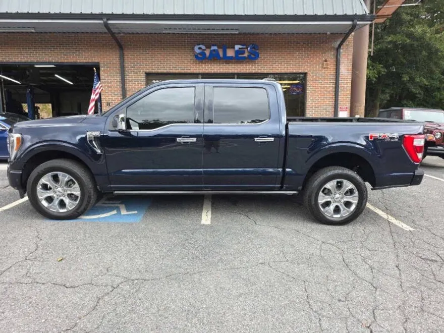 2022 Ford F-150 Platinum photo 1