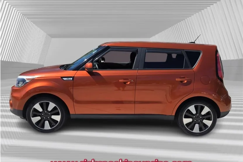 2018 Kia Soul Plus photo 1