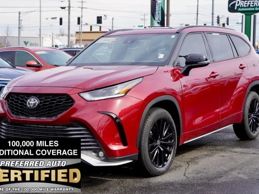 2023 Toyota Highlander photo 1