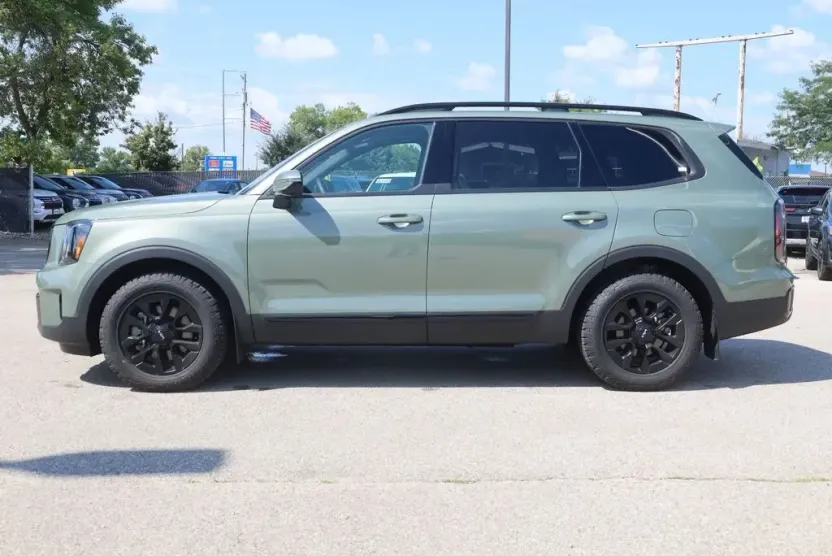 2024 Kia Telluride X-Pro photo 1