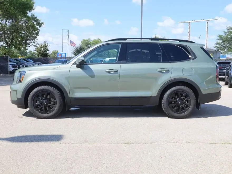2024 Kia Telluride X-Pro photo 1