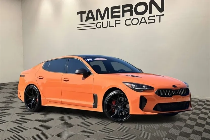 2019 Kia Stinger GT photo 1