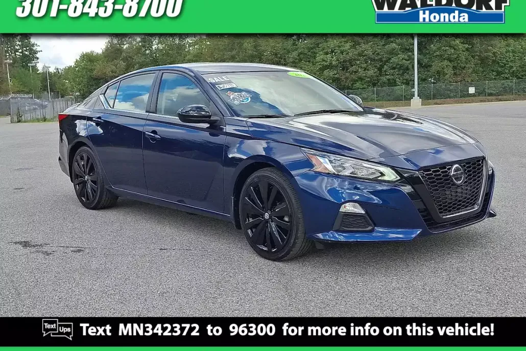 2021 Nissan Altima 2.5 SR photo 1