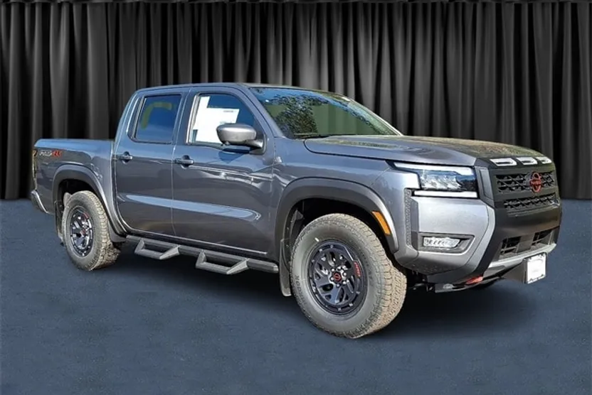 2026 Nissan Frontier Crew Cab PRO-4X photo 1