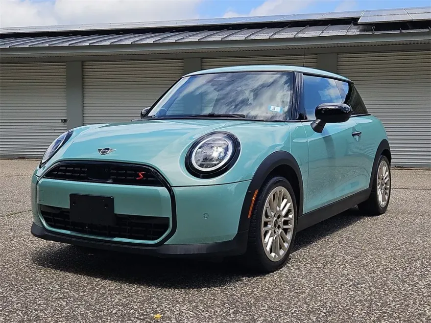 2025 Mini Cooper 2 Door Hardtop S photo 1