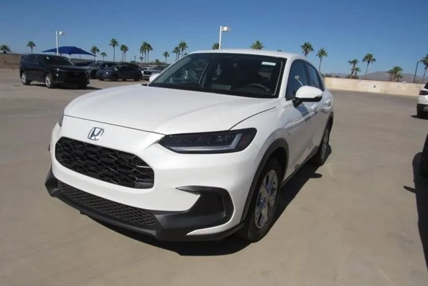 2023 Honda HR-V LX photo 1