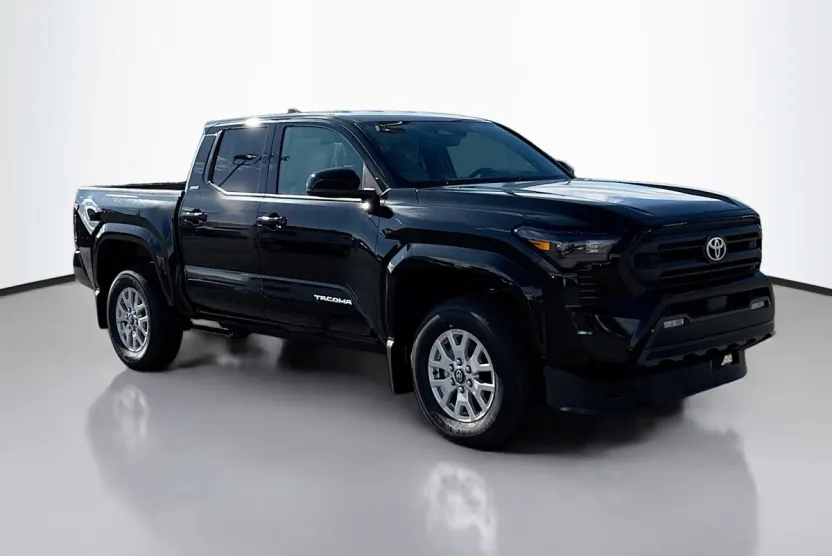 2025 Toyota Tacoma SR5 photo 1