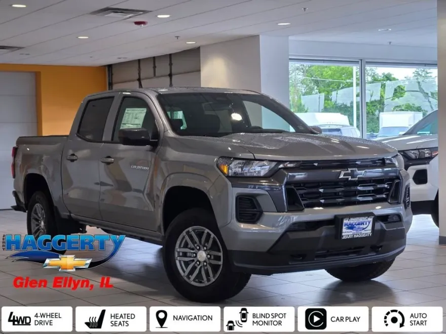 2025 Chevrolet Colorado Work Truck LT photo 1