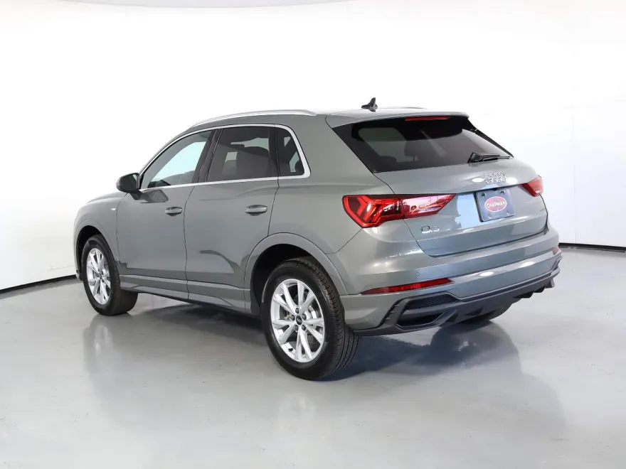 2025 Audi Q3 S line Premium 45 TFSI photo 1