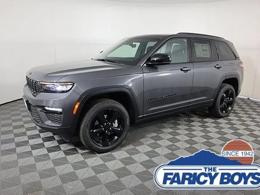 2025 Jeep Grand Cherokee Limited photo 1