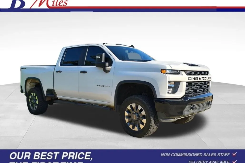 2021 Chevrolet Silverado 2500HD Custom photo 1