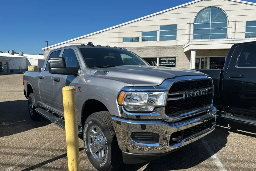 2024 Ram 2500 Tradesman photo 1