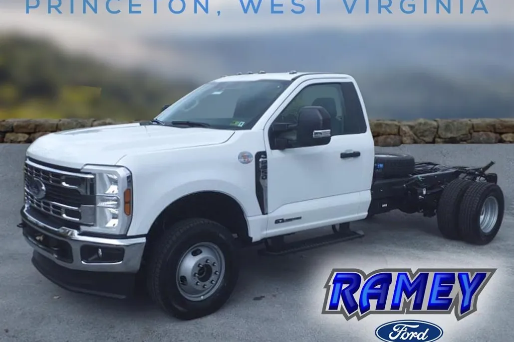 2024 Ford F-350 XL photo 1