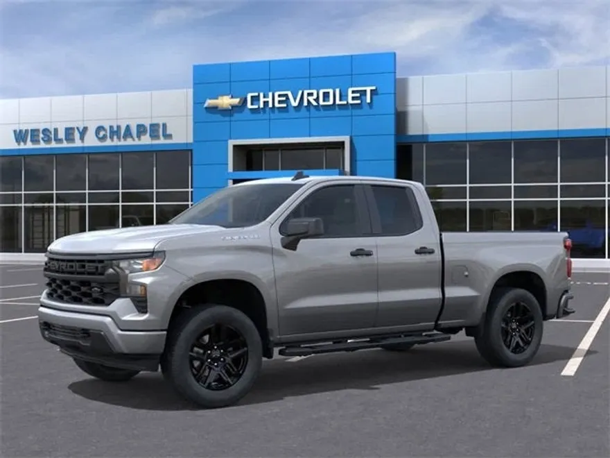 2026 Chevrolet Silverado 1500 Custom photo 1