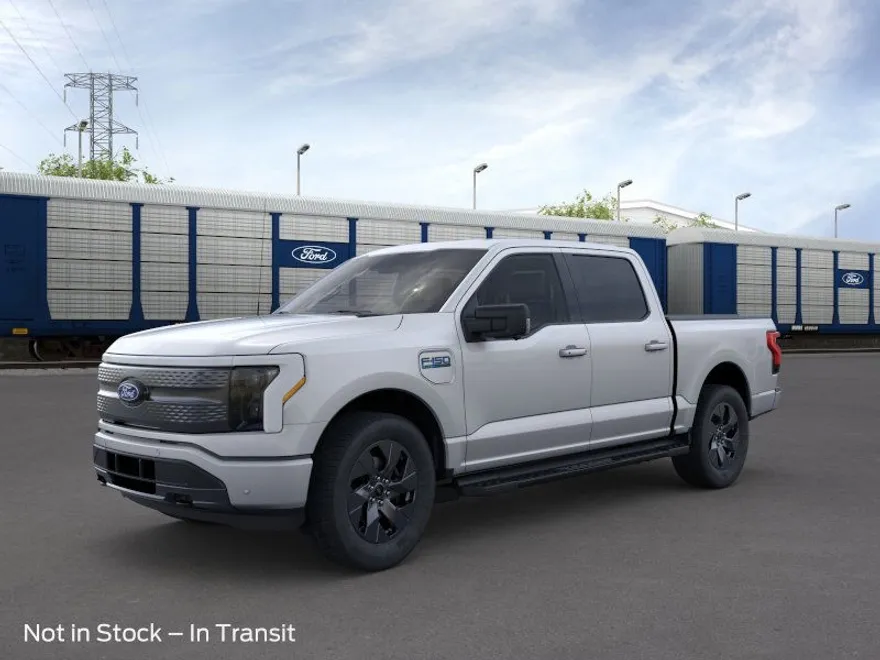 2025 Ford F-150 Lightning photo 1