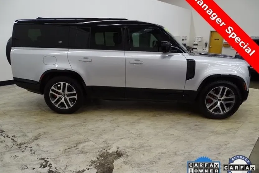 2024 Land Rover Defender 130 X photo 1