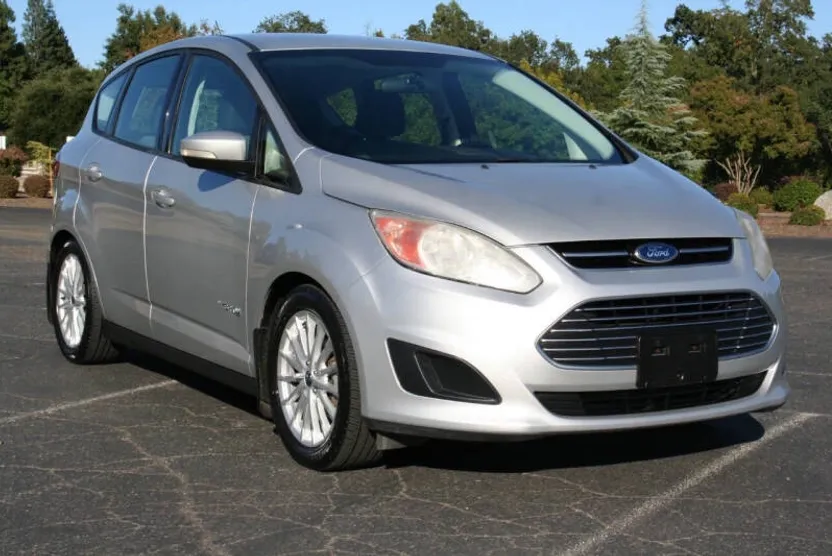 2013 Ford C-Max Hybrid SE photo 1