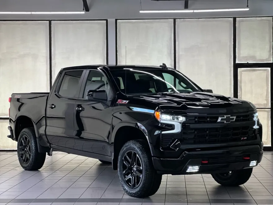 2025 Chevrolet Silverado 1500 LT Trail Boss photo 1