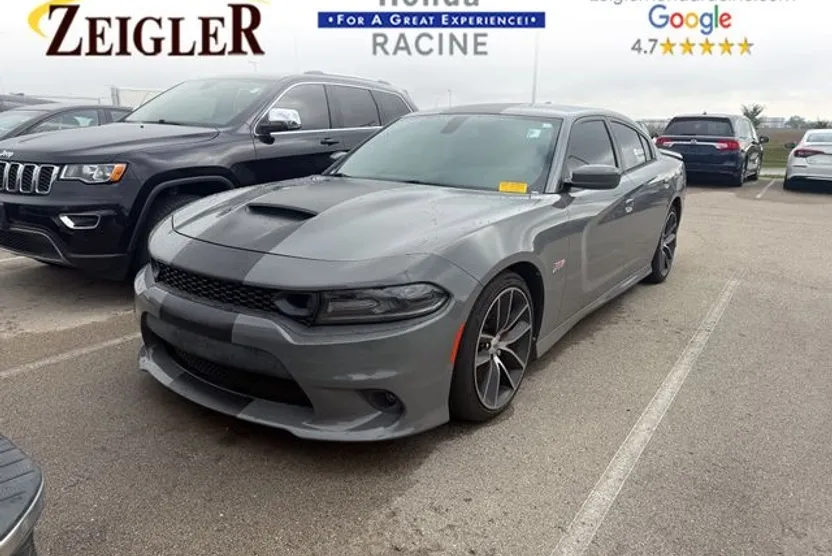 2017 Dodge Charger R/T Scat Pack photo 1