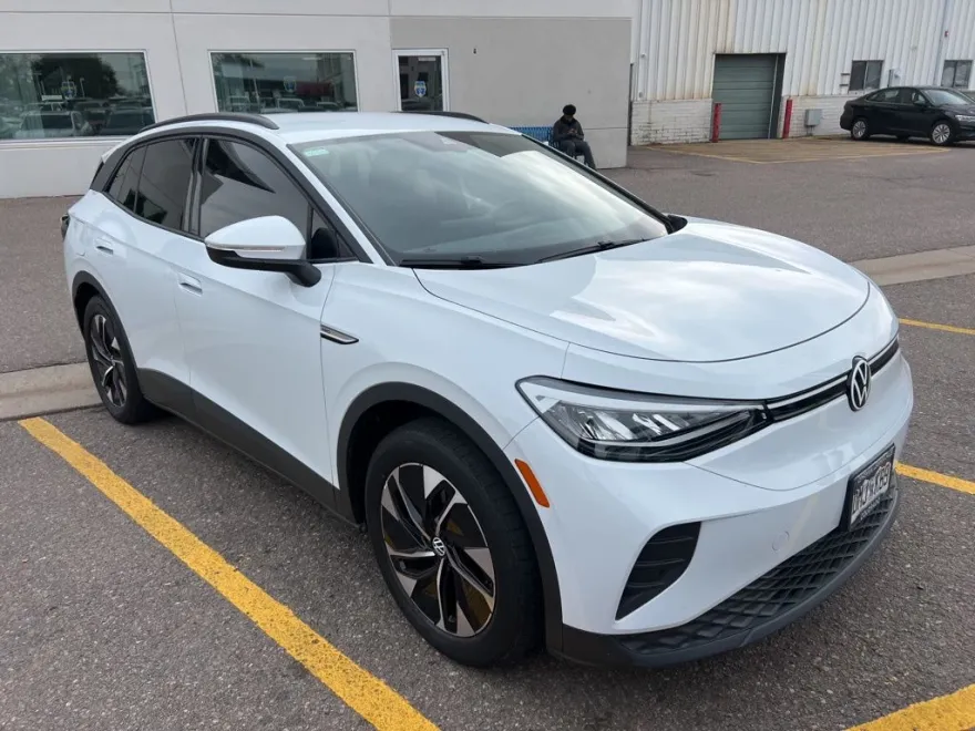 2022 Volkswagen ID.4 Pro photo 1