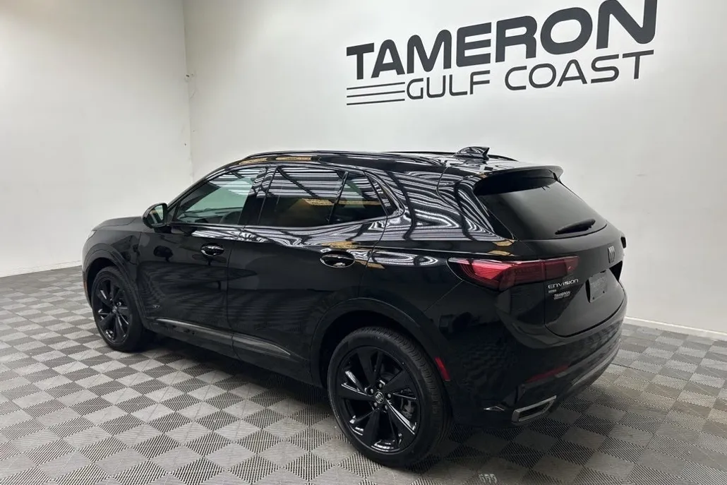 2025 Buick Envision Sport Touring photo 1