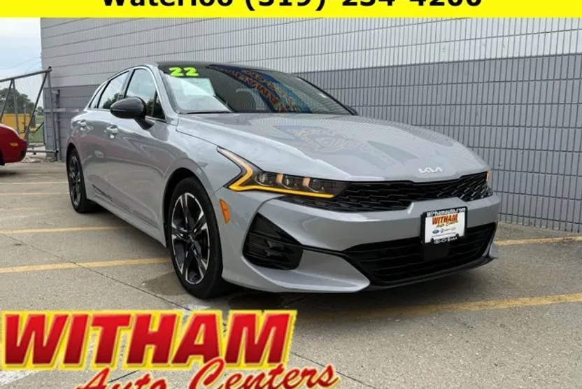 2022 Kia K5 GT-Line photo 1