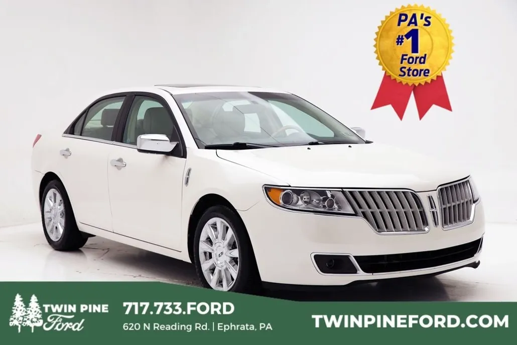 2012 Lincoln MKZ Base photo 1