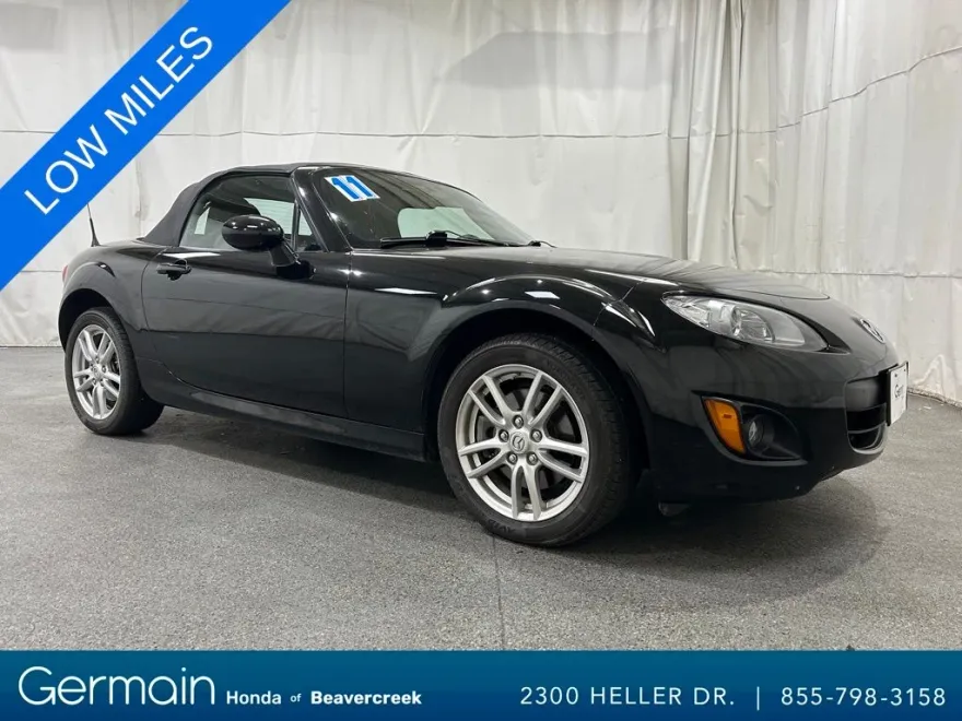 2011 Mazda MX-5 Miata Miata Sport photo 1