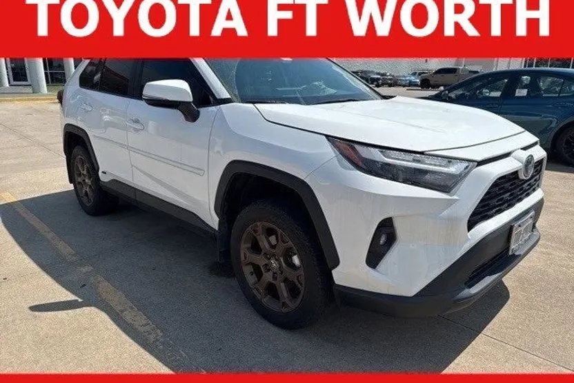 2023 Toyota RAV4 Hybrid photo 1